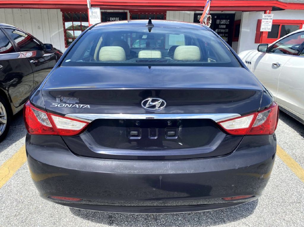2011 Hyundai Sonata Image 10