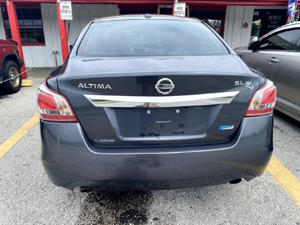 2013 Nissan Altima Image 13