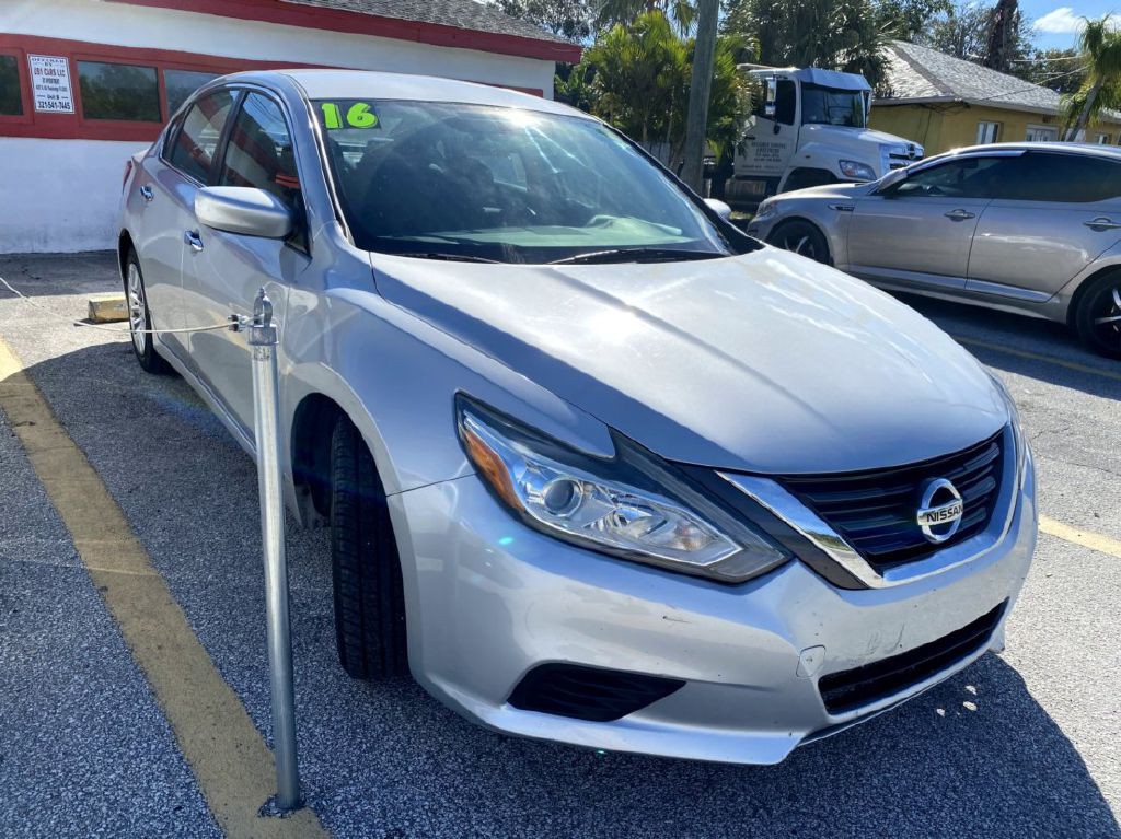 2016 Nissan Altima Image 3