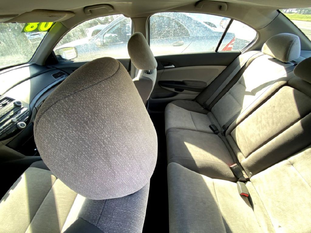 2008 Honda Accord Image 8