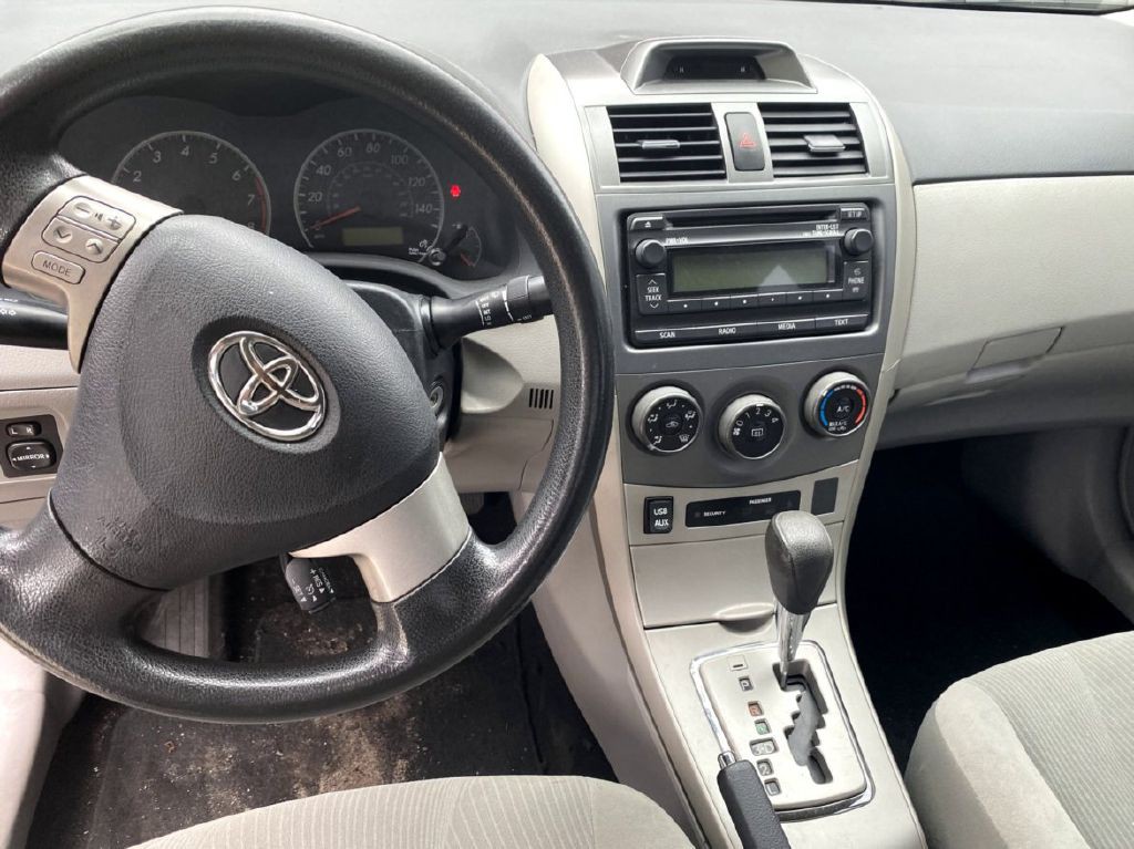 2012 Toyota Corolla Image 5