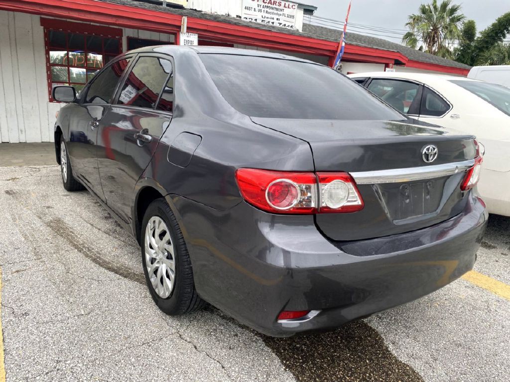 2012 Toyota Corolla Image 9