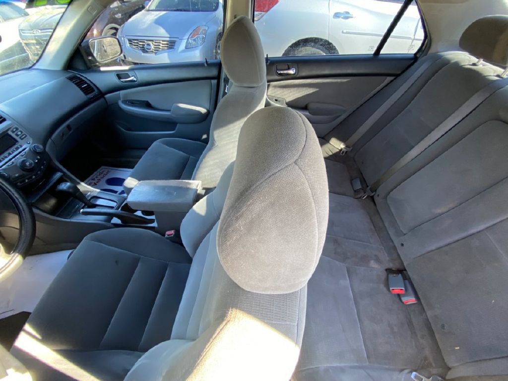 2007 Honda Accord Image 8