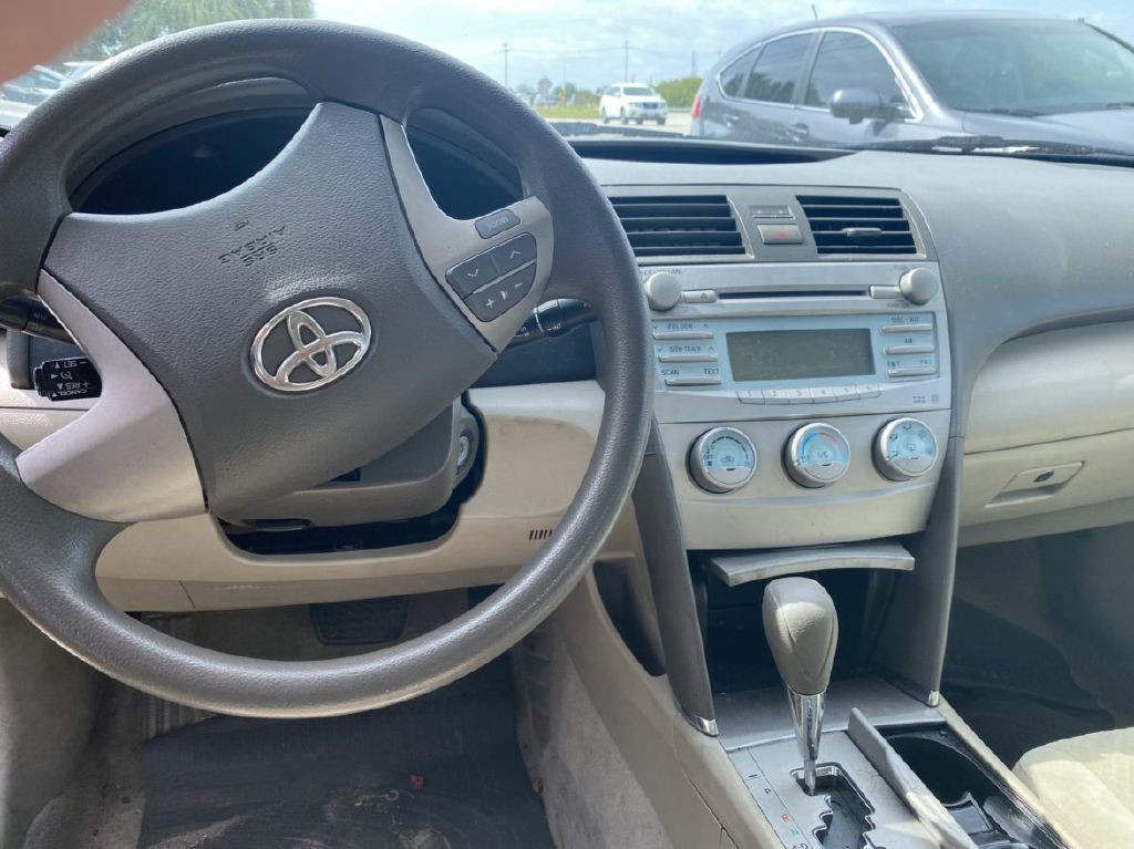 2008 Toyota Camry Image 5