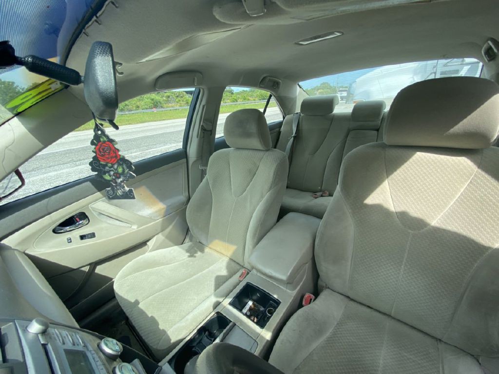 2008 Toyota Camry Image 6