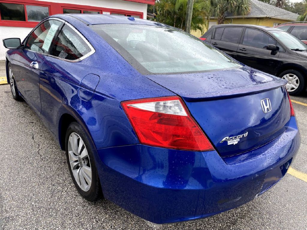 2010 Honda Accord Image 11