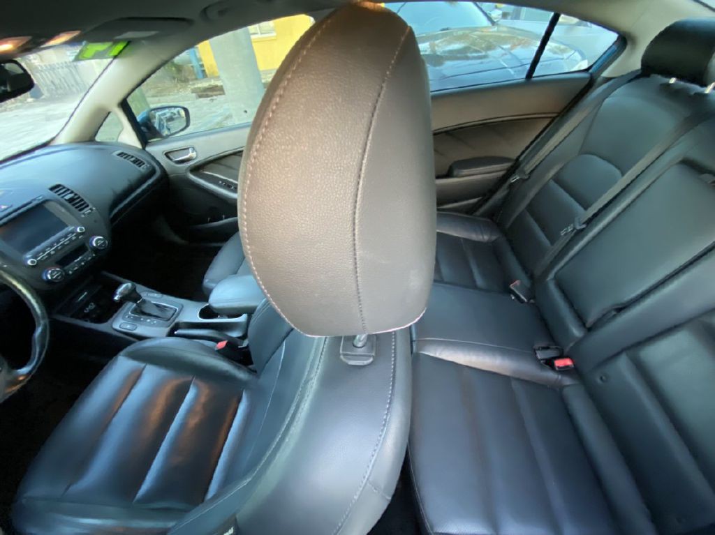 2014 Kia Forte Image 8
