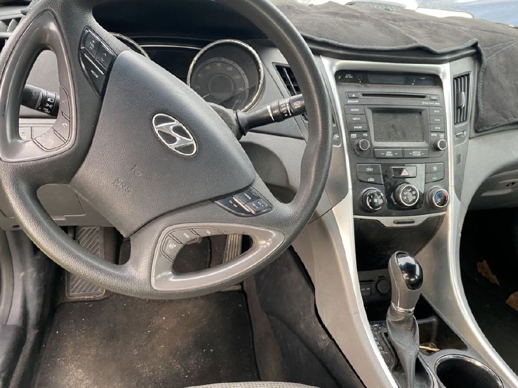 2014 Hyundai Sonata Image 5