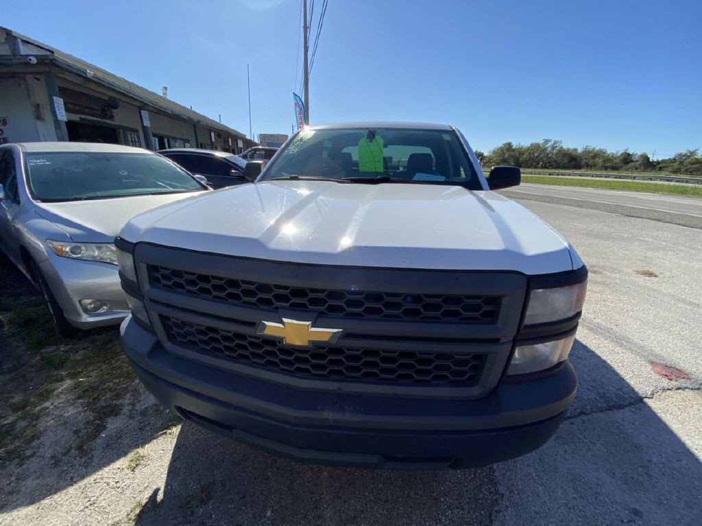 2014 Chevrolet Silverado 1500 Image 2