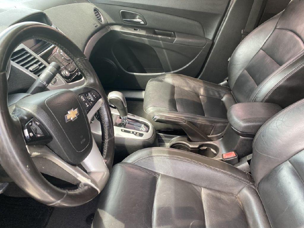 2012 Chevrolet Cruze Image 4