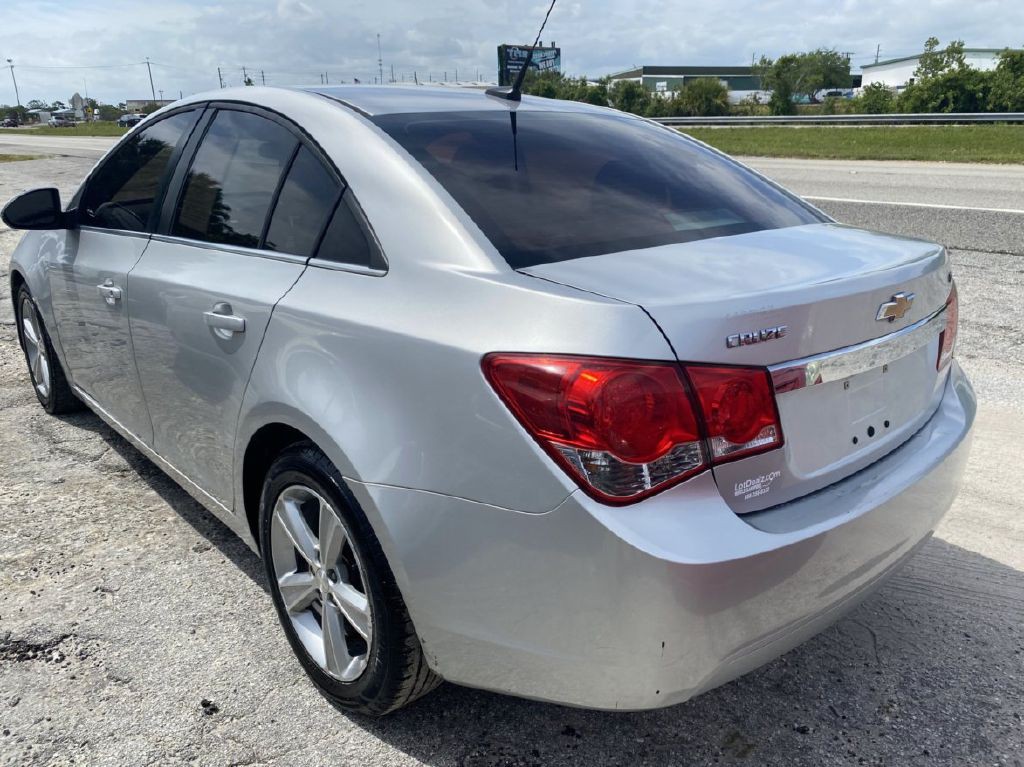 2012 Chevrolet Cruze Image 9