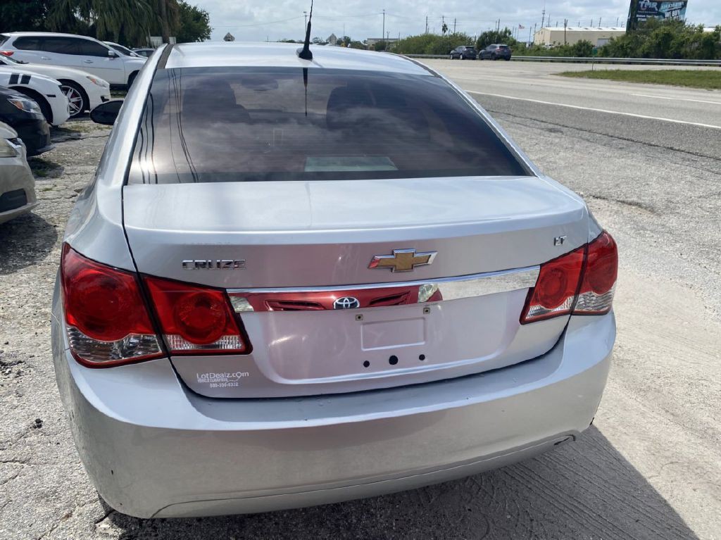 2012 Chevrolet Cruze Image 10