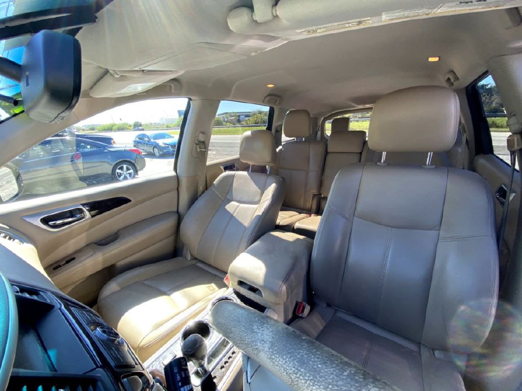 2014 Nissan Pathfinder Image 10