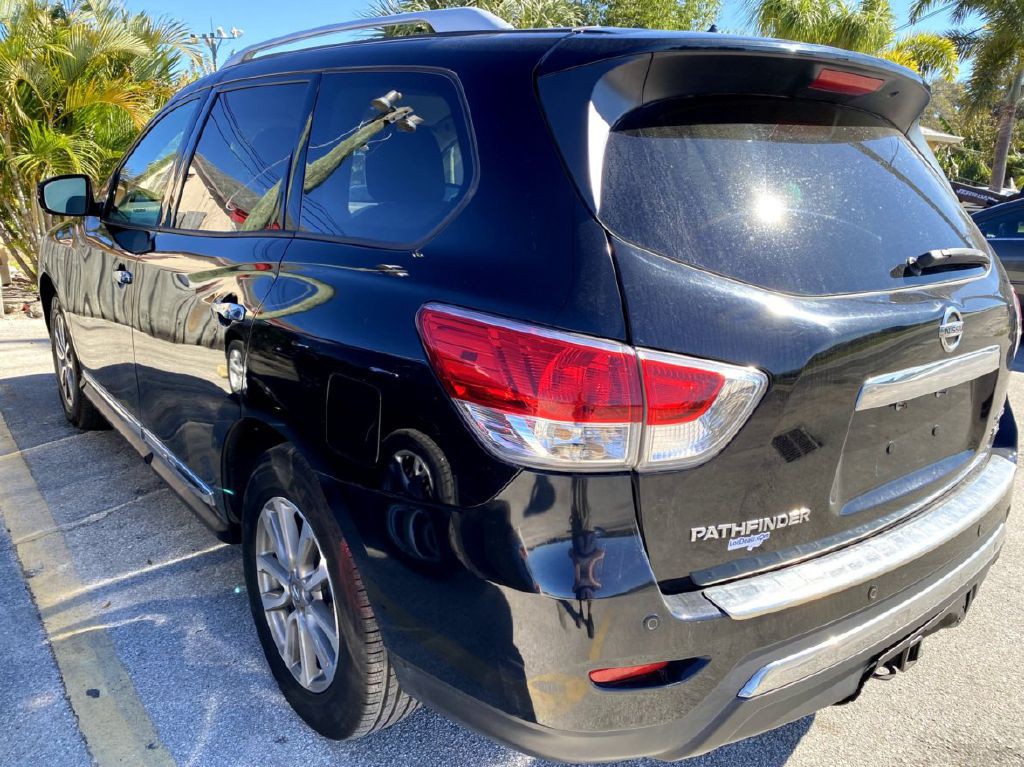 2014 Nissan Pathfinder Image 13