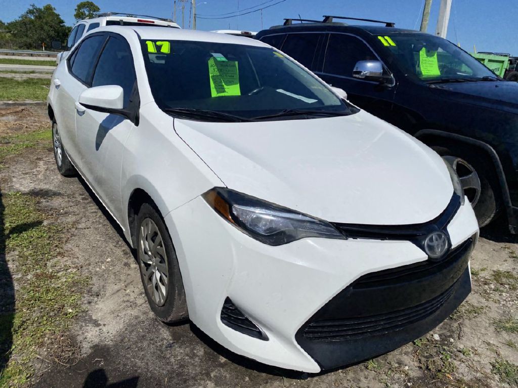 2017 Toyota Corolla Image 3