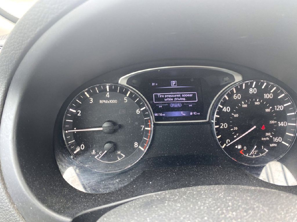 2017 Nissan Altima Image 4