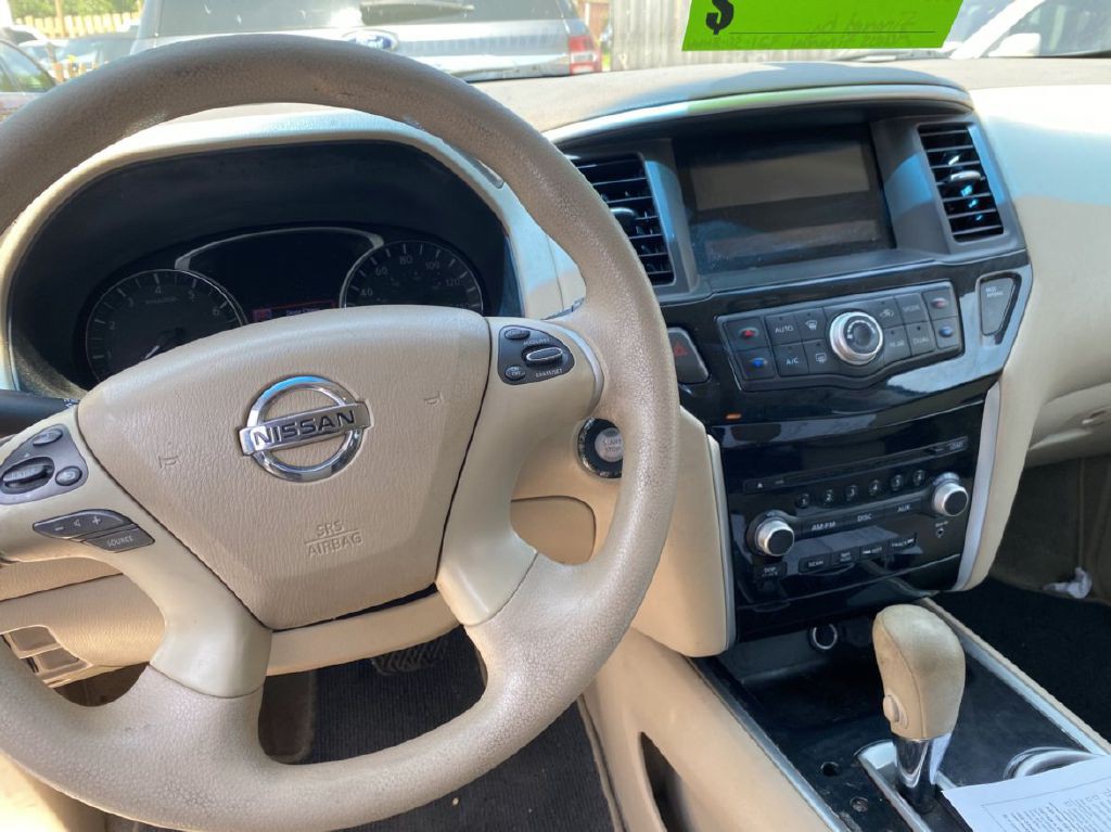 2014 Nissan Pathfinder Image 5