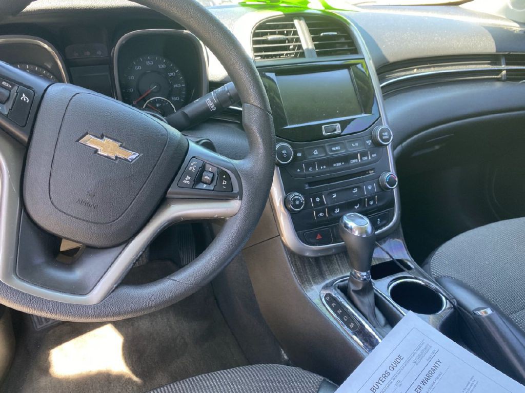 2014 Chevrolet Malibu Image 5