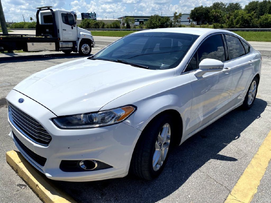 2013 Ford Fusion Image 1