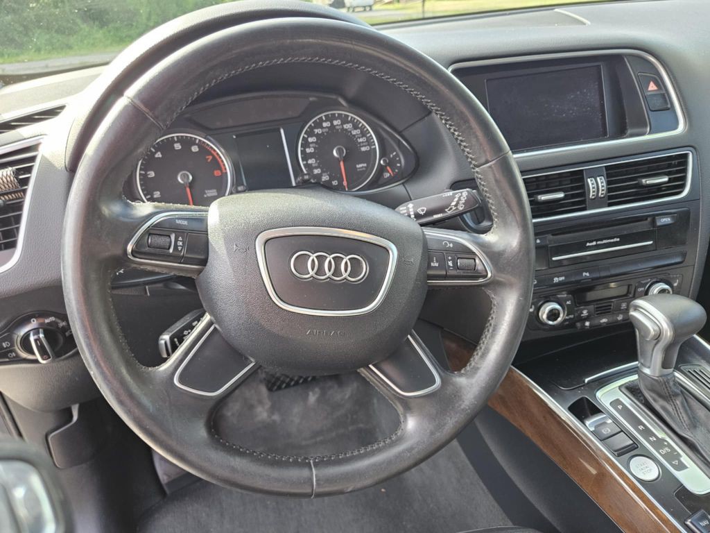 2013 Audi Q5 Image 12