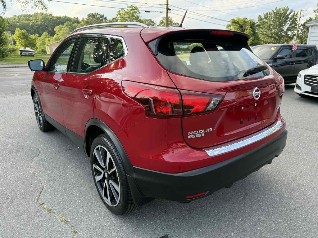 2017 Nissan Rogue Image 5