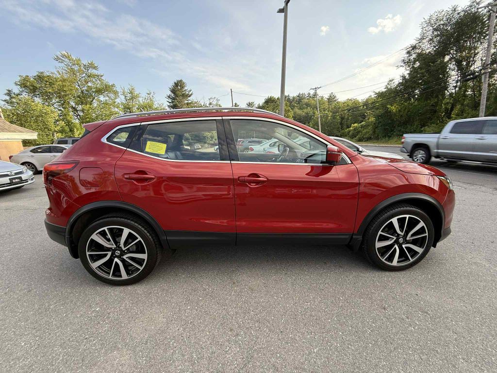 2017 Nissan Rogue Image 8
