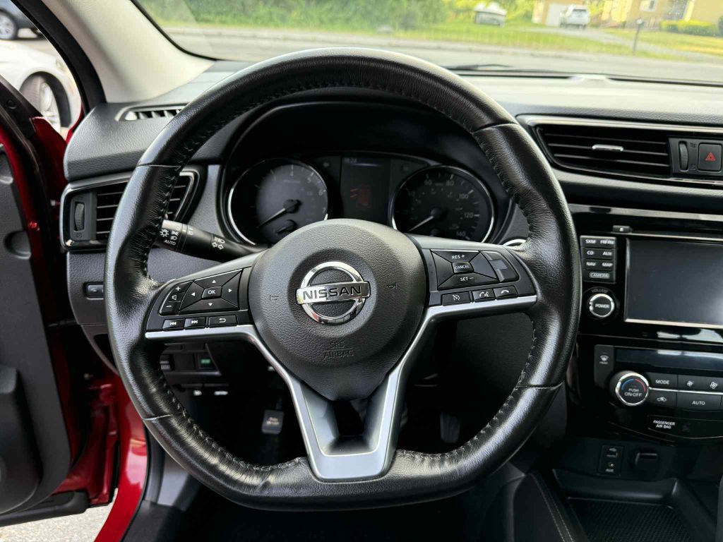 2017 Nissan Rogue Image 13