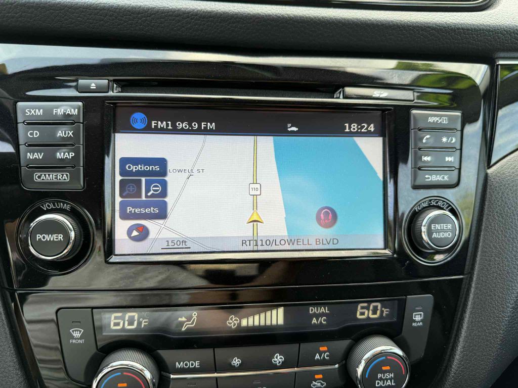 2017 Nissan Rogue Image 15