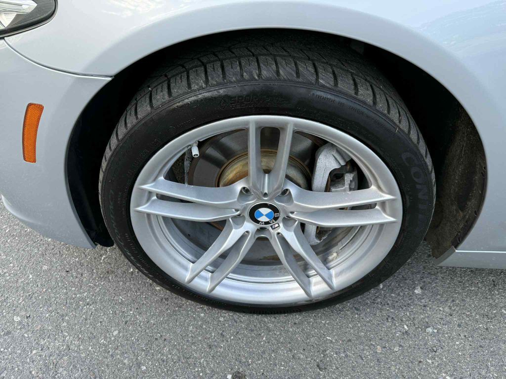 2015 BMW 5 Series Image 27