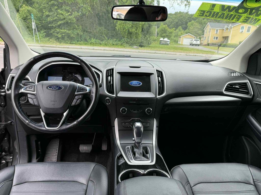 2016 Ford Edge Image 12