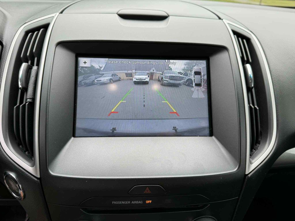 2016 Ford Edge Image 15
