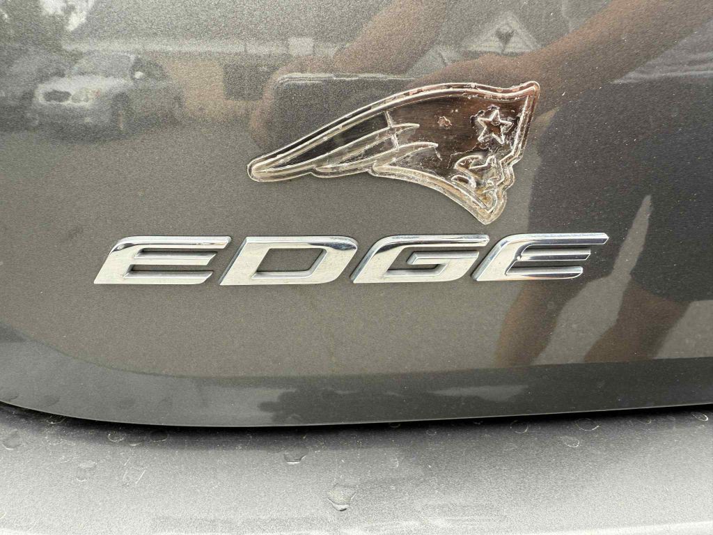 2016 Ford Edge Image 21