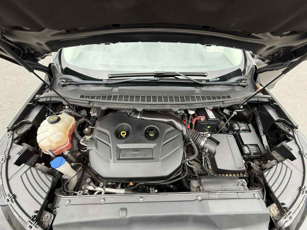 2016 Ford Edge Image 24