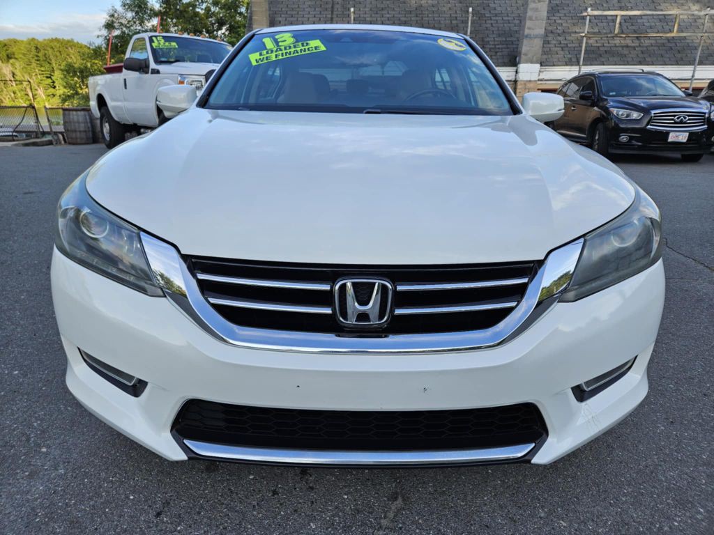 2013 Honda Accord Image 2