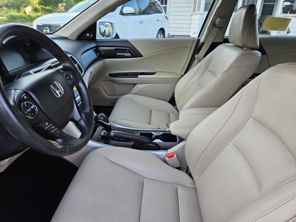 2013 Honda Accord Image 10