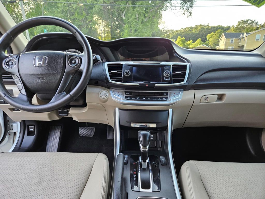 2013 Honda Accord Image 12