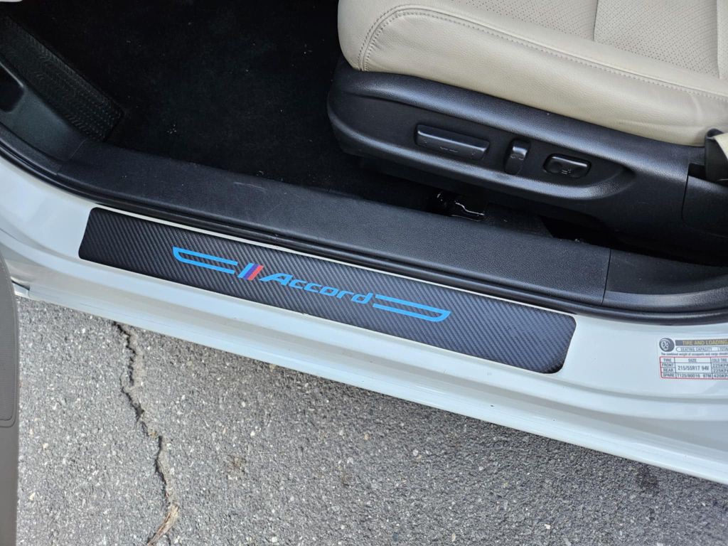 2013 Honda Accord Image 13