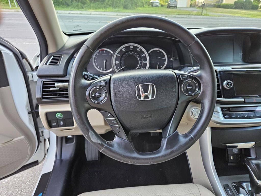 2013 Honda Accord Image 14