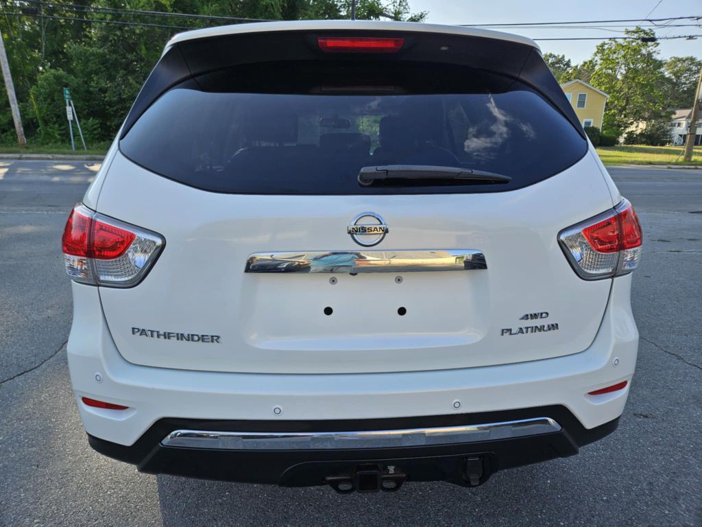 2013 Nissan Pathfinder Image 6