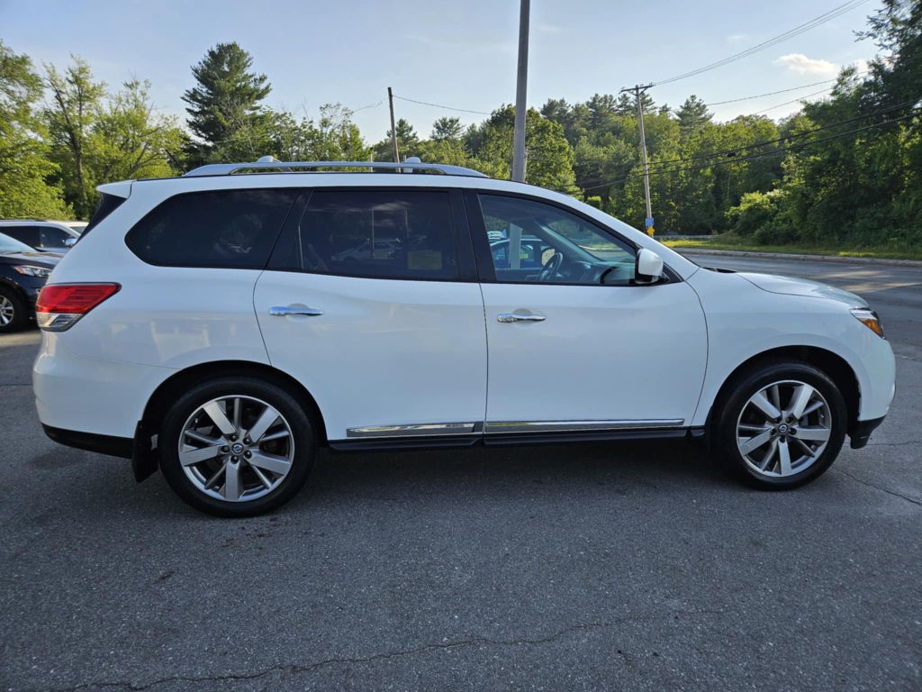 2013 Nissan Pathfinder Image 8