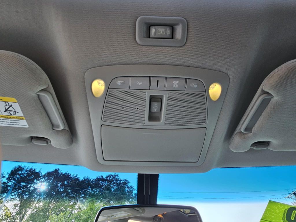 2013 Nissan Pathfinder Image 21