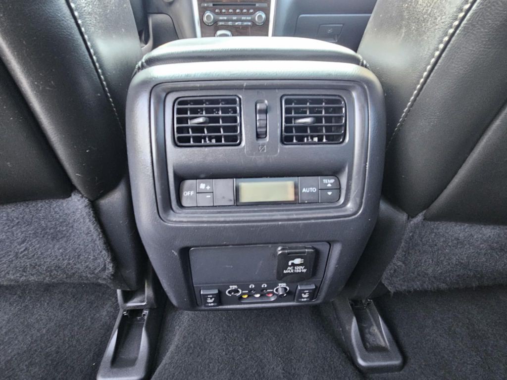 2013 Nissan Pathfinder Image 22