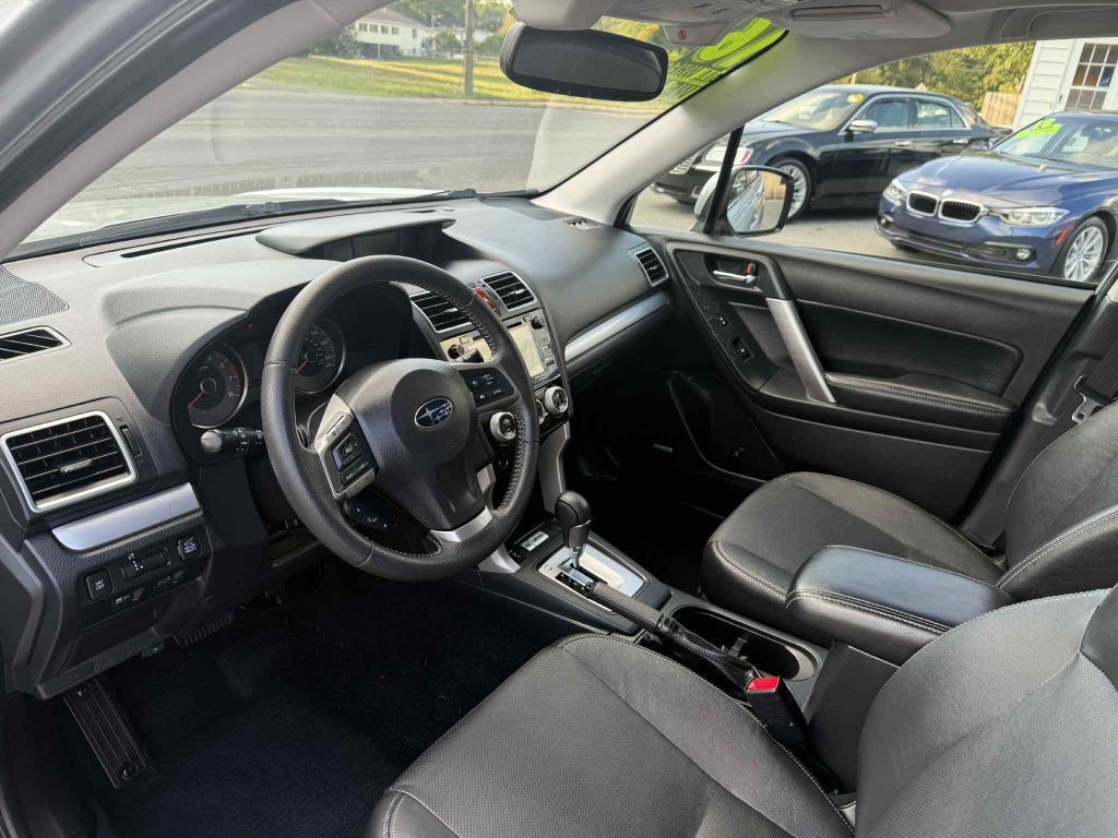 2016 Subaru Forester Image 10