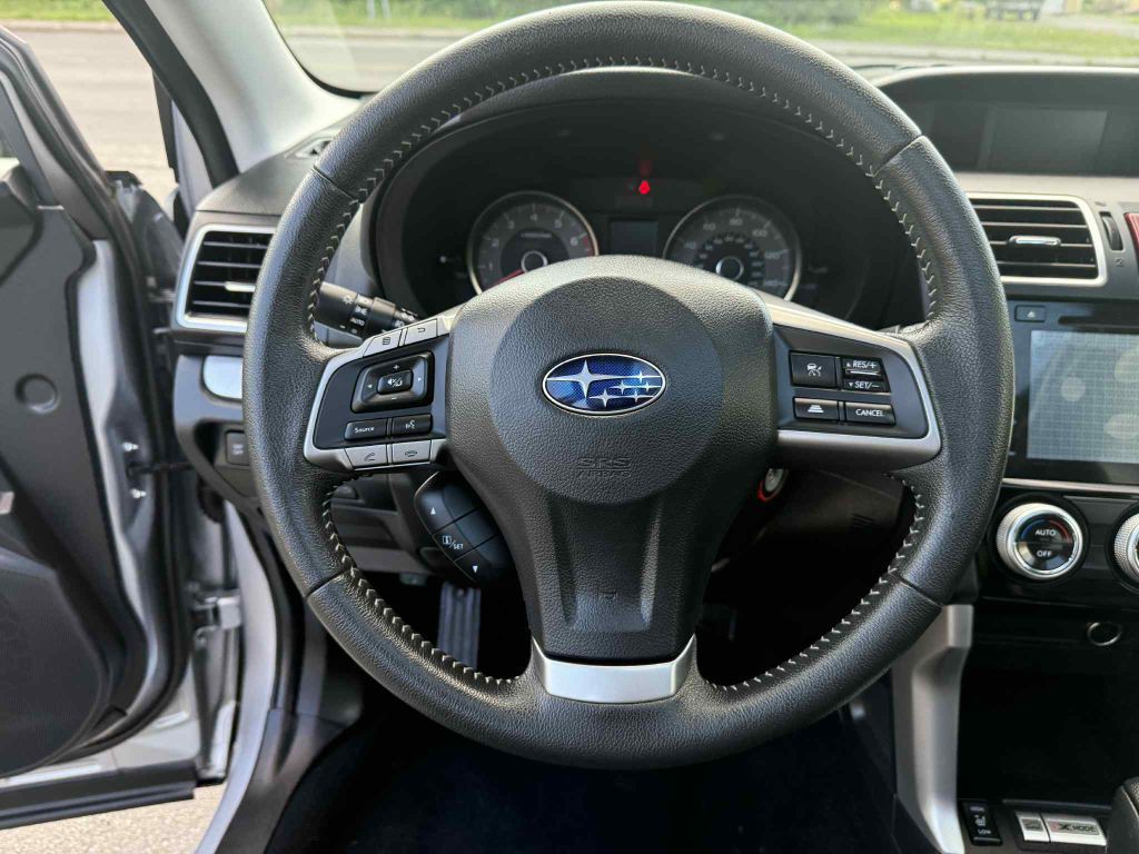 2016 Subaru Forester Image 13