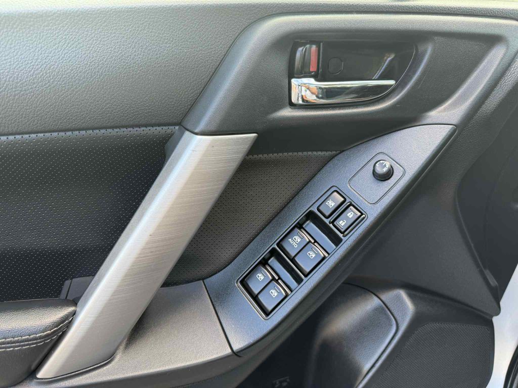 2016 Subaru Forester Image 23