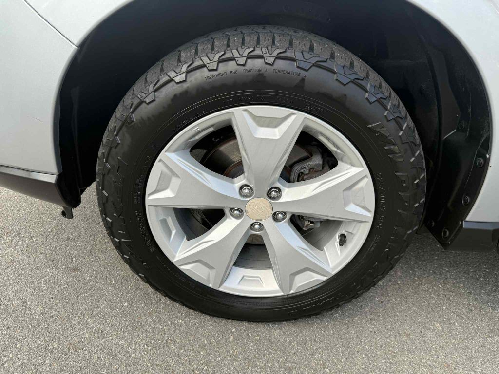 2016 Subaru Forester Image 30