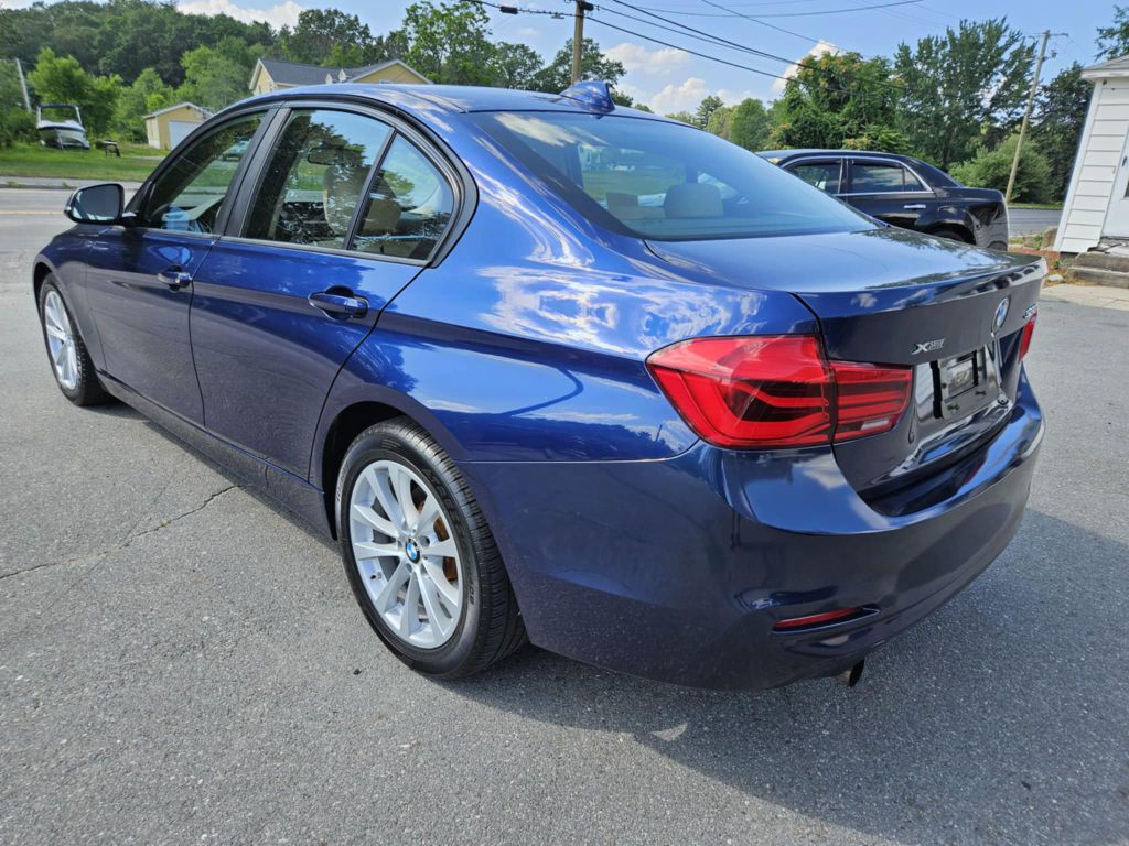 2018 BMW 3 Series Image 5