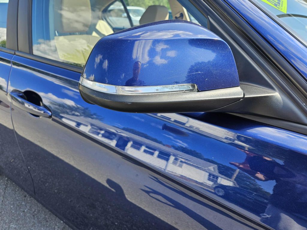 2018 BMW 3 Series Image 18