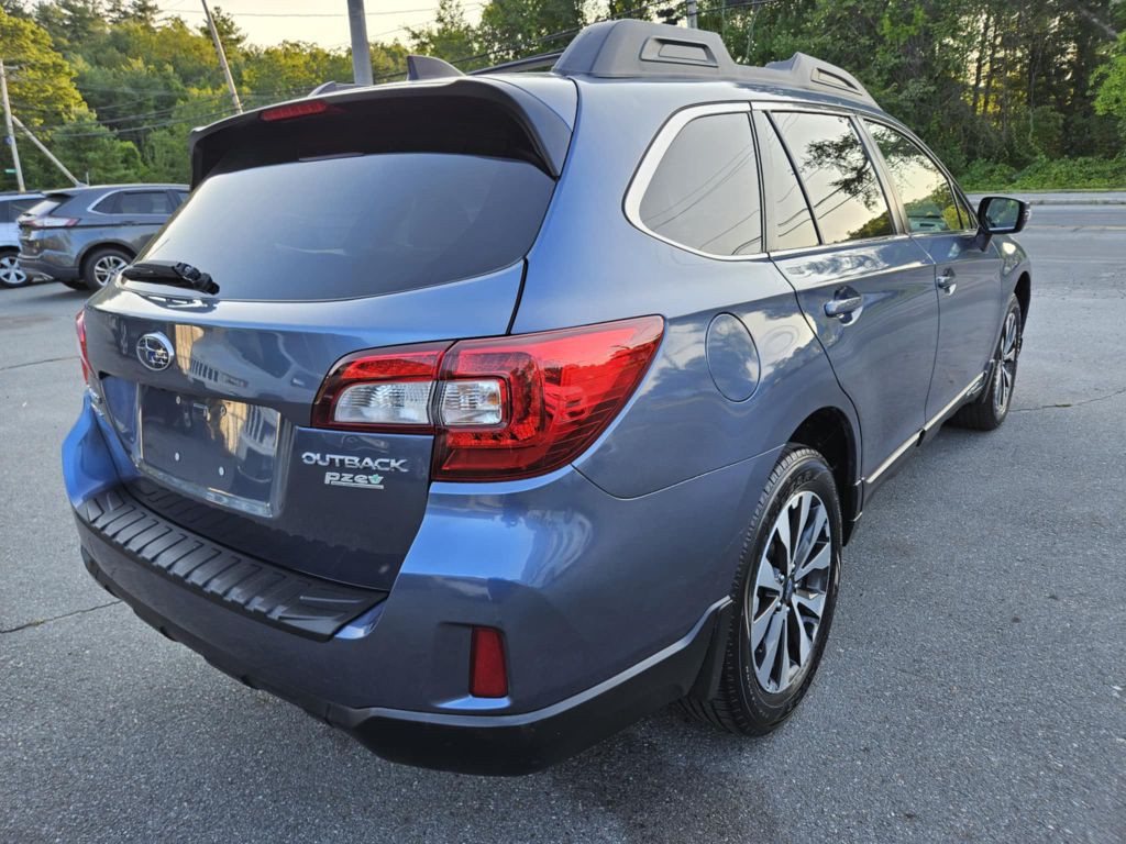 2017 Subaru Outback Image 7