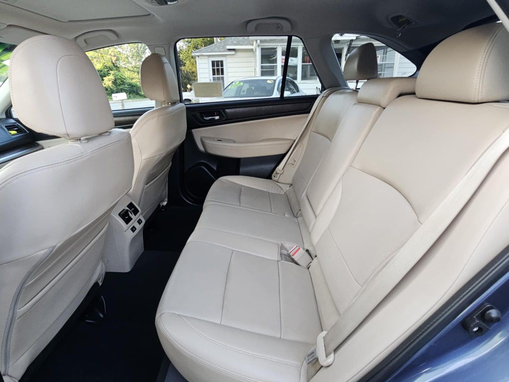 2017 Subaru Outback Image 11